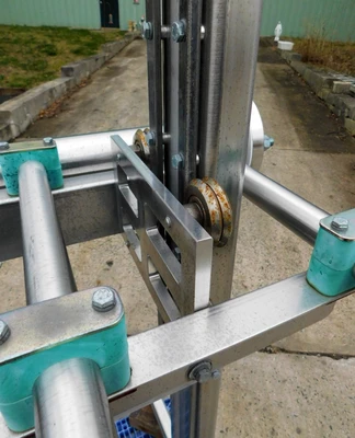 USED FILLING MANIFOLD FOUR STATION