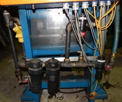90 Ton FARGER & JOOSTEN MULTIPOWER Air/Oil Press