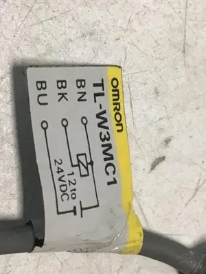 USED OMRON TL-W3MC1