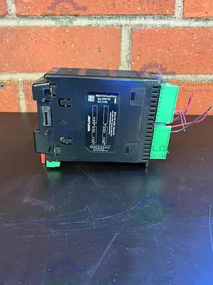 USED WATLOW RMC1N1N1AAAFAAA INTEGRATED CONTROLLER