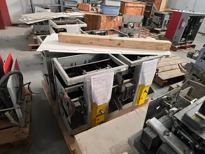 Used _UNKNOWN_ _UNKNOWN_ Circuit Breakers Indiana US | Myron Bowling Auctioneers Inc #1503991