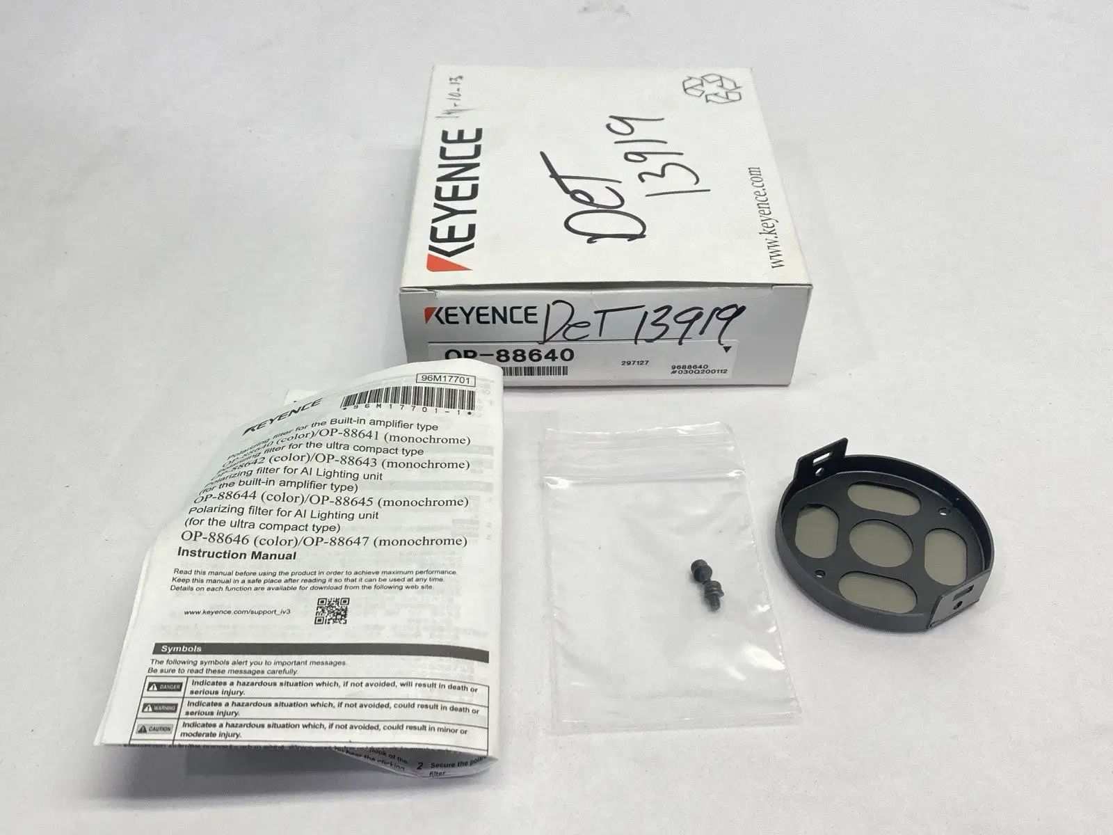 OP-88640 | Keyence  Vision Sensor Polarizing Filter - New Other