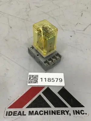 USED IDEC RR2P-U / SR2P-06