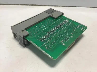 USED ALLEN BRADLEY 1746-IA16 SER C