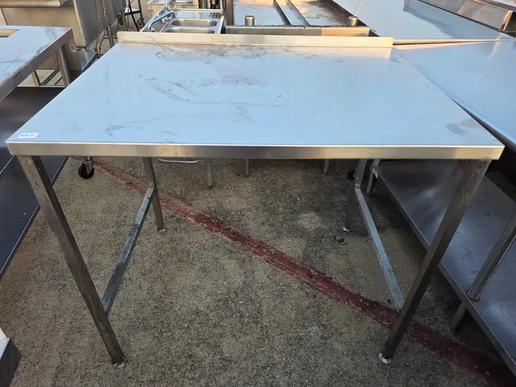 Used Falcon Restaurant Supply Used 43.5" x 32" Stainless Steel Table - TH4 - SS408 Food Prep Tables Illinois US | Falcon Restaurant Supply #1373555