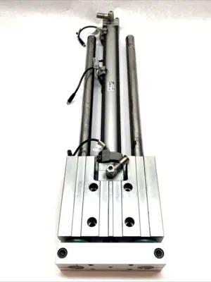 USED PHD PNEUMATIC SLIDE CYLINDER 25 BORE 16"