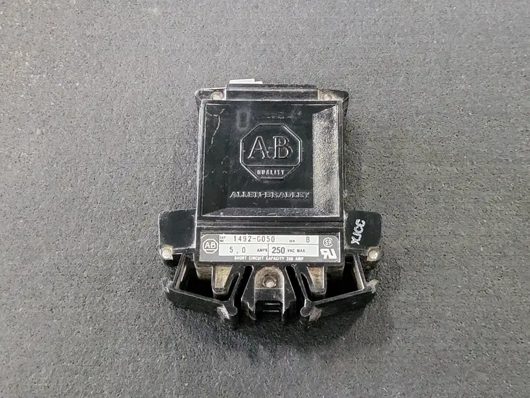 New | in-Stock ALLEN-BRADLEY 1492-G050 Switchgears British Columbia CA | Lenmark #243678