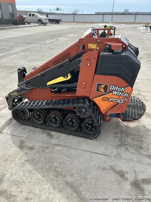 Used 2020 DITCH 2020 DITCH WITCH SK800 Compact Utility Loaders Florida US | HDD Broker #1346942