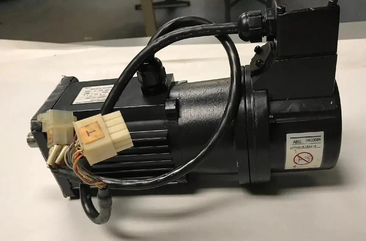 USED YASKAWA USASEM-03-YR61