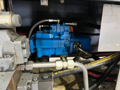 1998 VAN DORN 300HT30 Plastic Injection Mold | Universal Press & Machinery (UPM) (8)