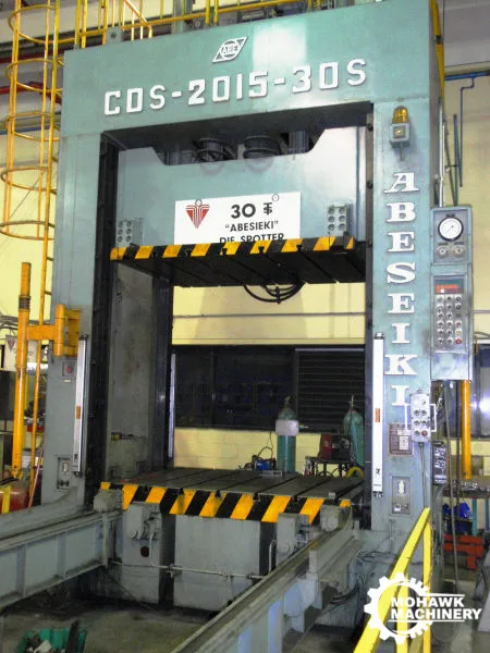 33 TON ABESEIKI ”CDS-2015-30S” FLOOR STANDING HYDRAULIC DIE SPOTTING PRESS w/UPPER TILT PLATEN - LOWER SLIDING BED PLATEN