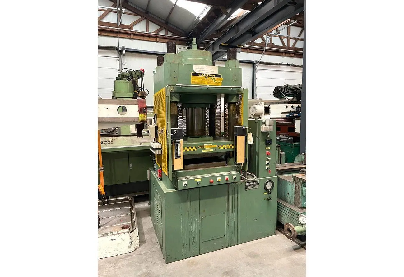 USED CLIFTON 250 TON