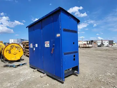 Power Distribution Center (PDC), 1600A Main, 2-400A & 4-100A