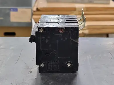 USED CUTLER-HAMMER BAB3050H