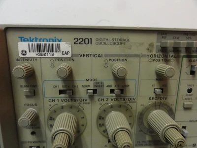 USED TEKTRONIX 2201