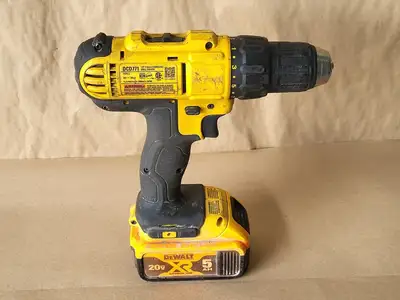 USED DEWALT DCD771