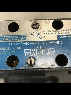 USED VICKERS DG4V-3-6C-M-U-HL7-60-B13