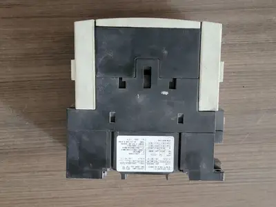 USED SIEMENS 3RT1044-1AK60