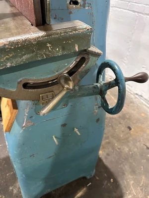 MASTER 24" DISC SANDER