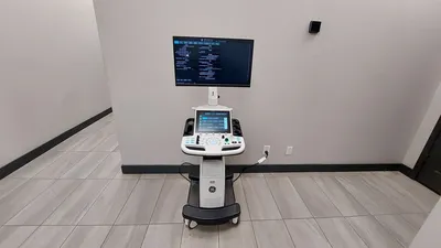 2022 GE LOGIC P9 MEDICAL EQUIPMENT | Platinum Group (9)