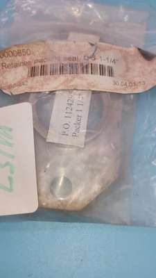 RETAINER PACKING SEAL -PACKER 1/1/4"