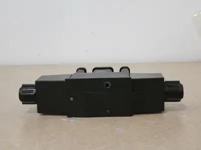 USED PARKER D1VW20DVYCF4 75