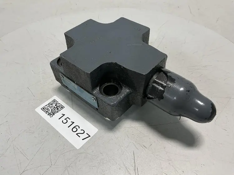 Used VICKERS CVCS-25-C-S2-W-250-11-AP10 Valves/Fittings Michigan US | Ideal Machinery #689480