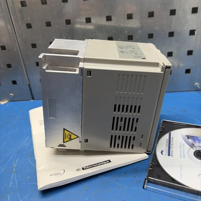 New | in-Stock Schneider ATV21H075N4 Variable Speed Drives Indiana US | J&J Industrial Supply #1171473