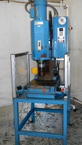 Used _UNKNOWN_ _UNKNOWN_ Rivet Spinners / Orbital New Jersey US | National Machinery Exchange #1500328