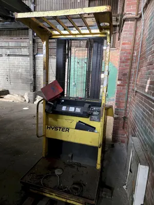 Used HYSTER R30ES Electric Lifters Ohio US | G-2000, Inc. #1470407