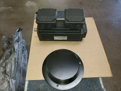 NEW Lenze TYPE MCA 10140-RS0B0-B14N-KK6S00N-R0SU