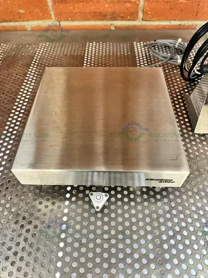 Used MINEBEA INTEC CAPS1U-20CC-LU STAINLESS STEEL SCALE 10X10 W/ MIS2UR-V2, 30 LBS CAPS1U-20CC-LU STAINLESS STEEL SCALE 10X10 W/ MIS2UR-V2, 30 LBS Scales California US | Equipment Lab #1394835