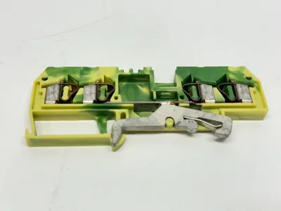 281-687 | Wago  Terminal Block 3-Conductor Ground Cage Clamp LOT OF 4 - Used