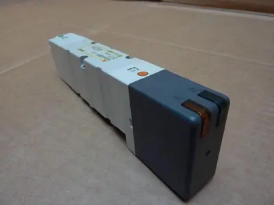 USED SMC VQ300-5