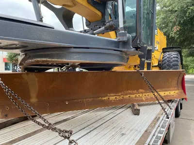 2013 John Deere 772GP