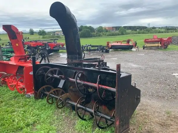 Used LUCKNOW D9HD 3-Point Snowblowers Maine US | Beauregard Equipment #1511327