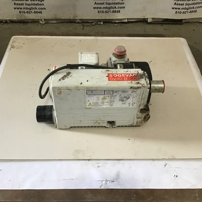 Leybold Sogevac SV40B 960314 Vacuum Pump with LS Leroy Somer Motor