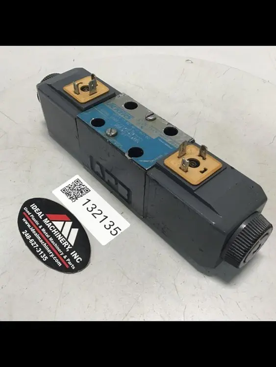 Used VICKERS DG4V-3-6C-M-U-H7-60 Valves/Fittings Michigan US | Ideal Machinery #591293