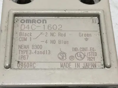 USED OMRON D4C-1602
