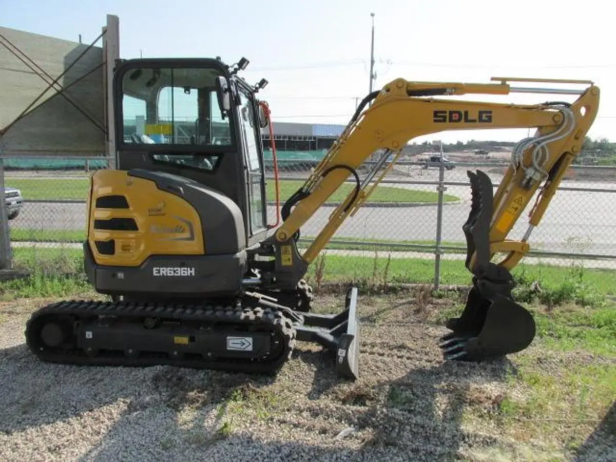 New | in-Stock 2026 SDJG ER 636H MINI EXCAVATOR Crawler Excavators - Mini Manitoba CA | Conquest Truck & Auto Sales #1421321