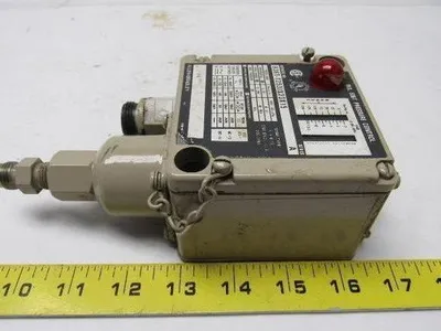 A-B Allen Bradley 836T-T253JX23X15 Style T Pressure Control Ser.A