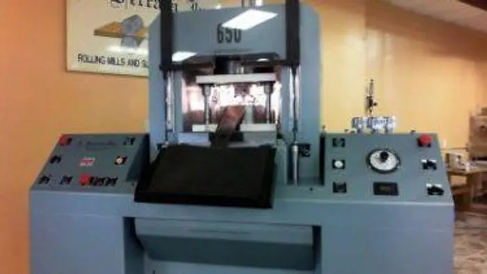 Used _UNKNOWN_ _UNKNOWN_ Coining (Mint Coining) Presses | Gold Machinery #439344