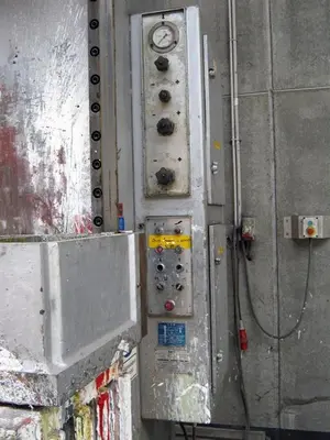 USED LVD EMC 50 T