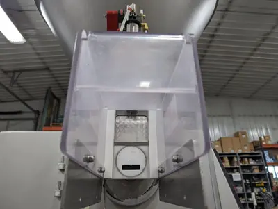 Reiser 3 in. Pneumatic Programmable Guillotine w/ Co-Extruding Tube and Inserts