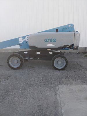USED 2015 Genie S-60X