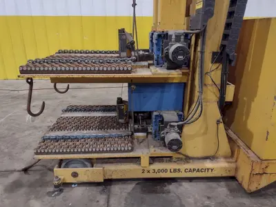 USED GREEN VALLEY \/ TITAN 2332