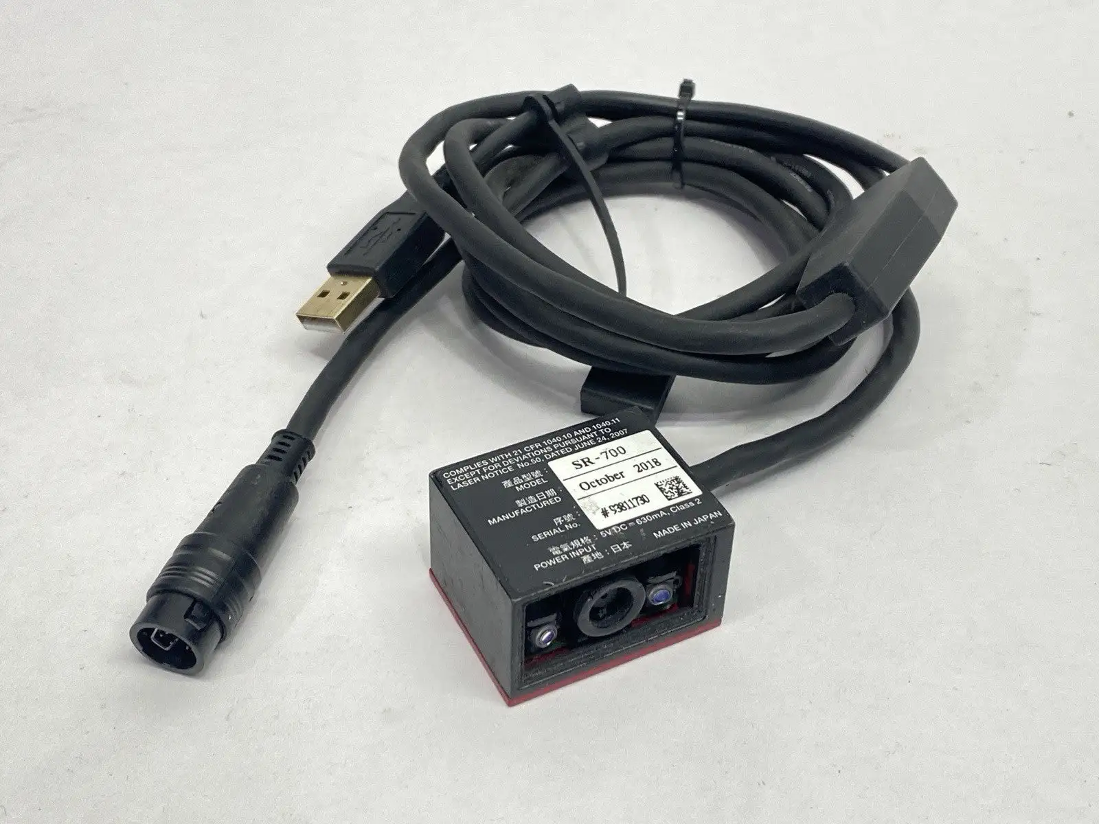 USED KEYENCE ULTRA-COMPACT 1D AND 2D CODE READER FIXED TYPE MISSING COVER