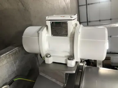 USED 2015 RUSSELL 17240