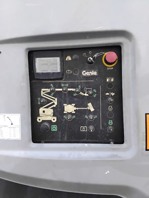 USED 2015 Genie Z-62/40