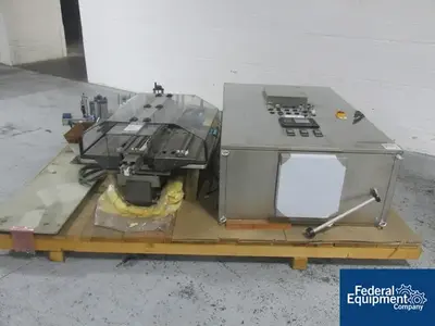 USED PE Labellers PE Labellers Rotary Labeler, Model Master
